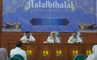 Halal Bihalal Pegawai Kementerian PU Di Lingkungan Kantor Balai Teknik Sanitasi
